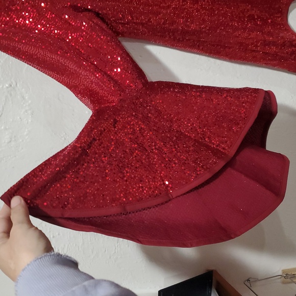 Vince Camuto Red Sequin Blouse - Picture 4 of 9